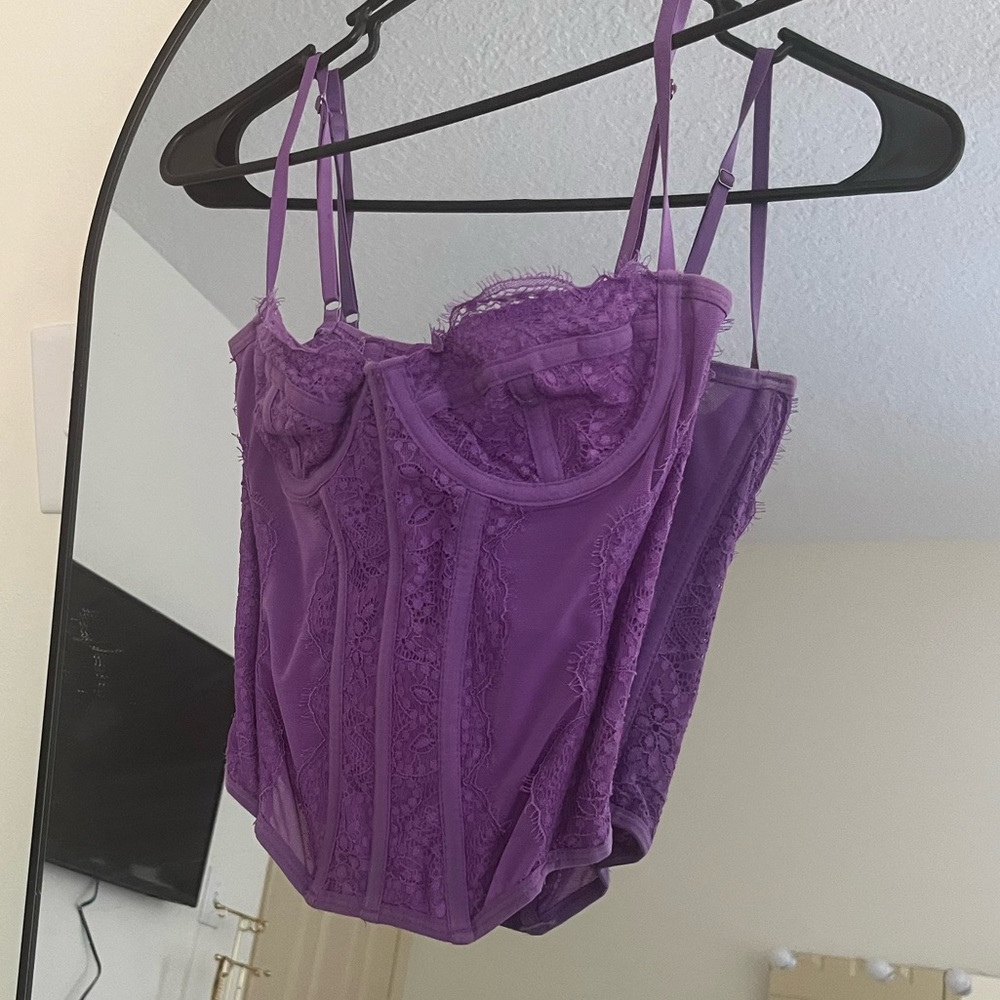 Urban Outfitters: Out from Under Modern Love Corset